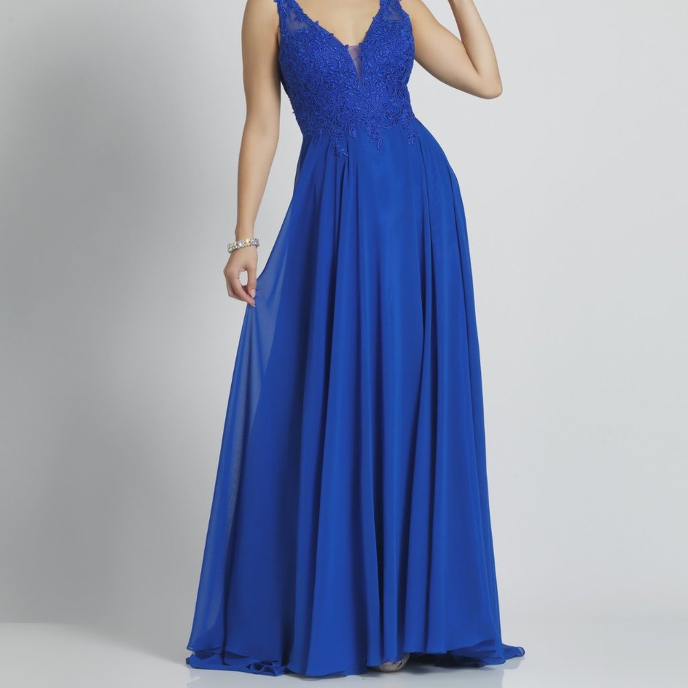 Dress - Picture 5 of 6